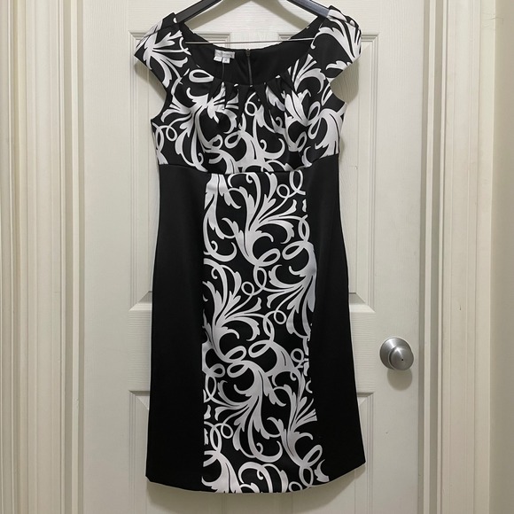 London Times Dresses & Skirts - NEW London Times Sheath Dress Black & White Scroll Print Knee Length Party Sz 14